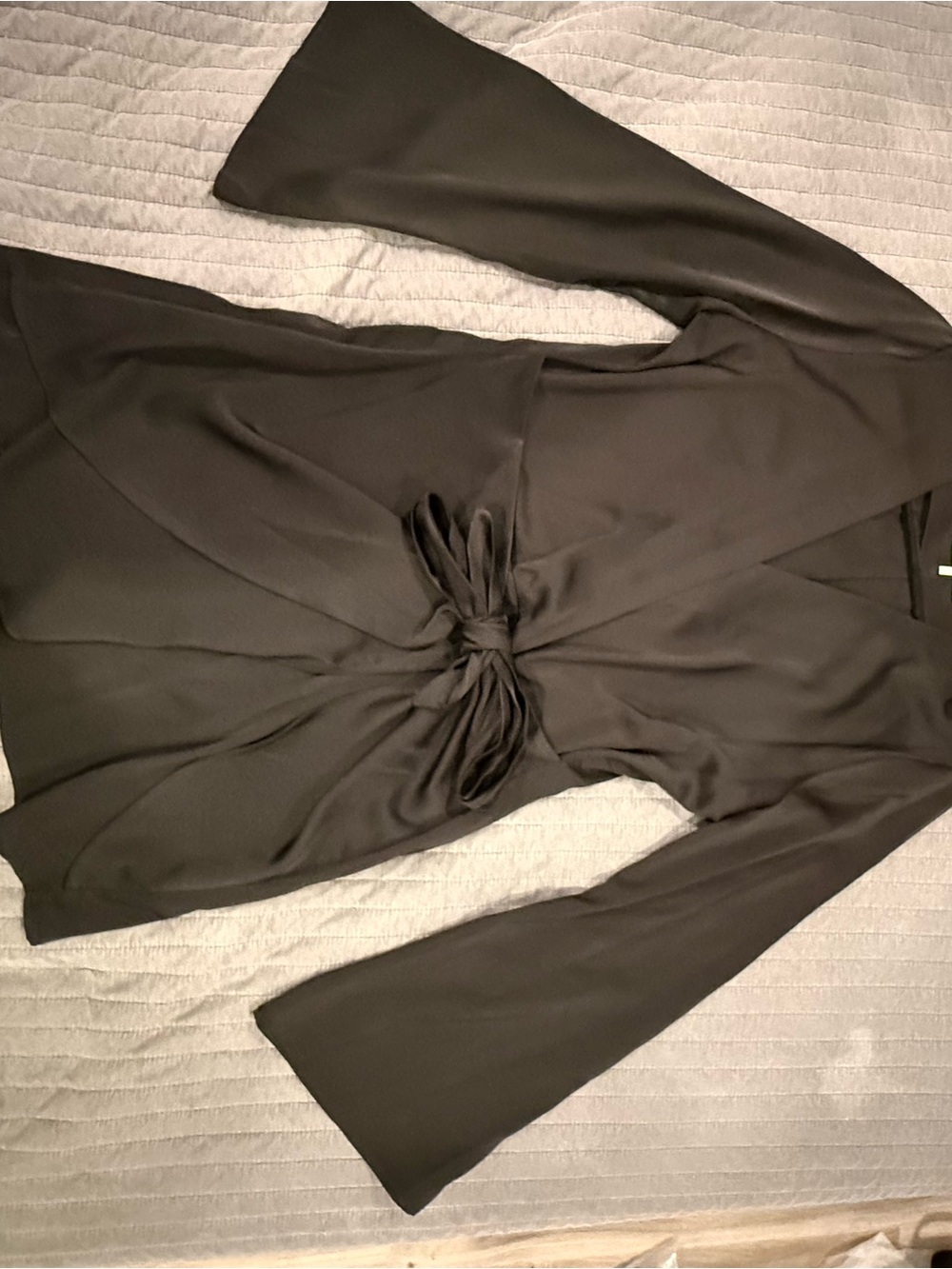 Women’s Black Twist-Front Long Sleeve Dress